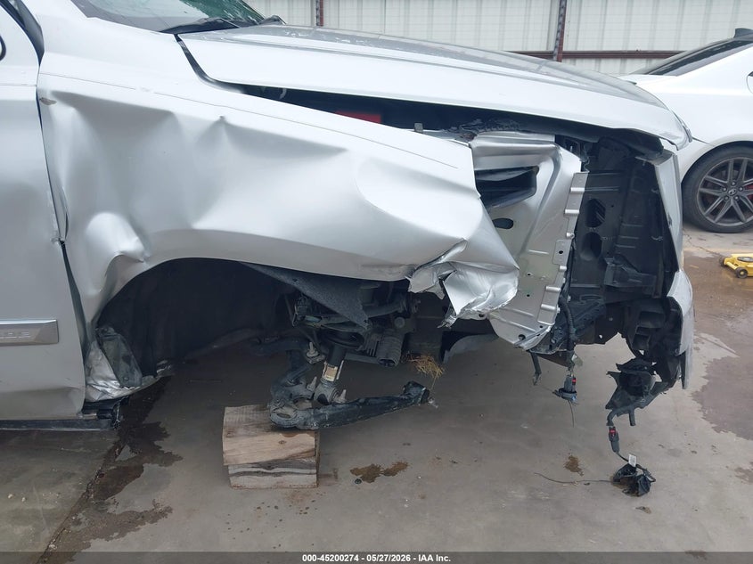 2019 Cadillac Escalade VIN 1GYS3CKJ6KR109496 IAAI salvage auction — RIGHT SIDE, Salvage Title, sold $9,525 on 2026-07-21 (photo 6)