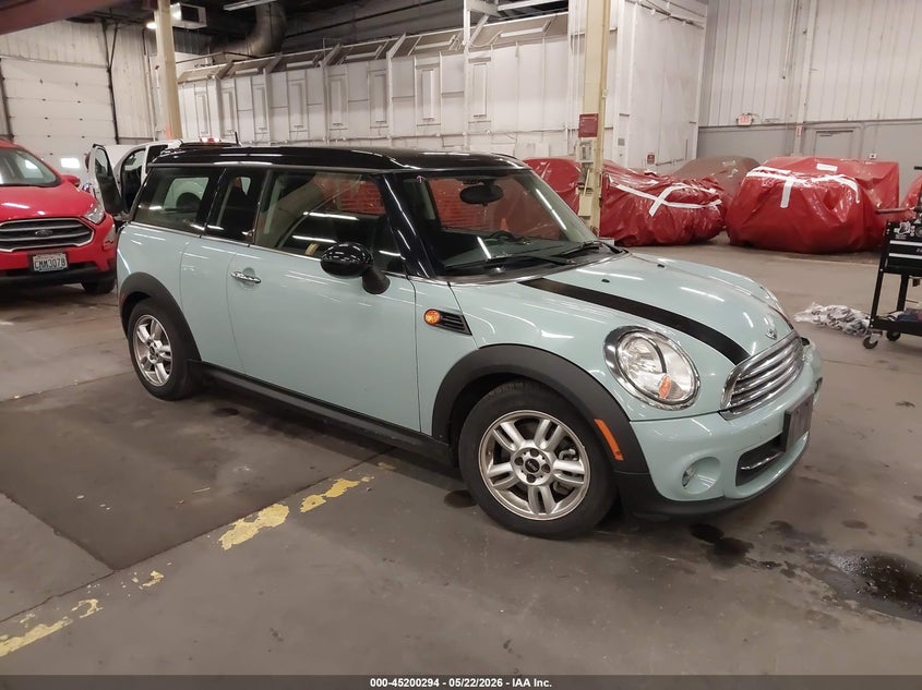 2013 Mini Clubman VIN WMWZF3C52DT489548 IAAI salvage auction — LEFT FRONT, Salvage Title, sold $1,200 on 2026-08-13 (photo 1)