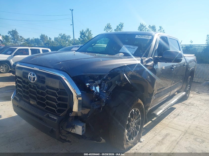 2025 Toyota Tundra VIN 5TFLA5DB5SX251318 IAAI salvage auction — LEFT FRONT, Salvage Title, sold $22,850 on 2026-07-07 (photo 2)