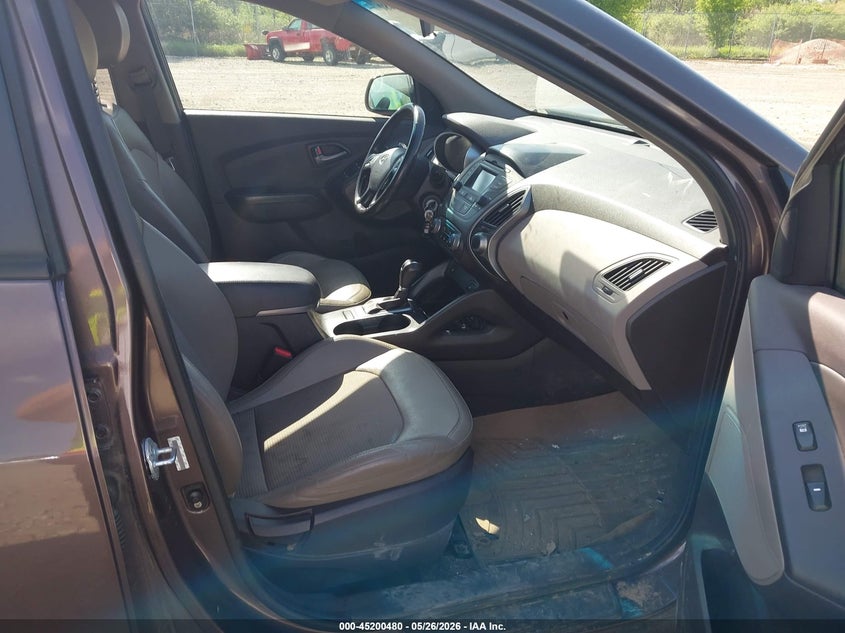 2015 Hyundai Tucson VIN KM8JUCAG7FU999087 IAAI salvage auction — FRONT END, Salvage Title, sold $1,200 on 2026-07-16 (photo 5)