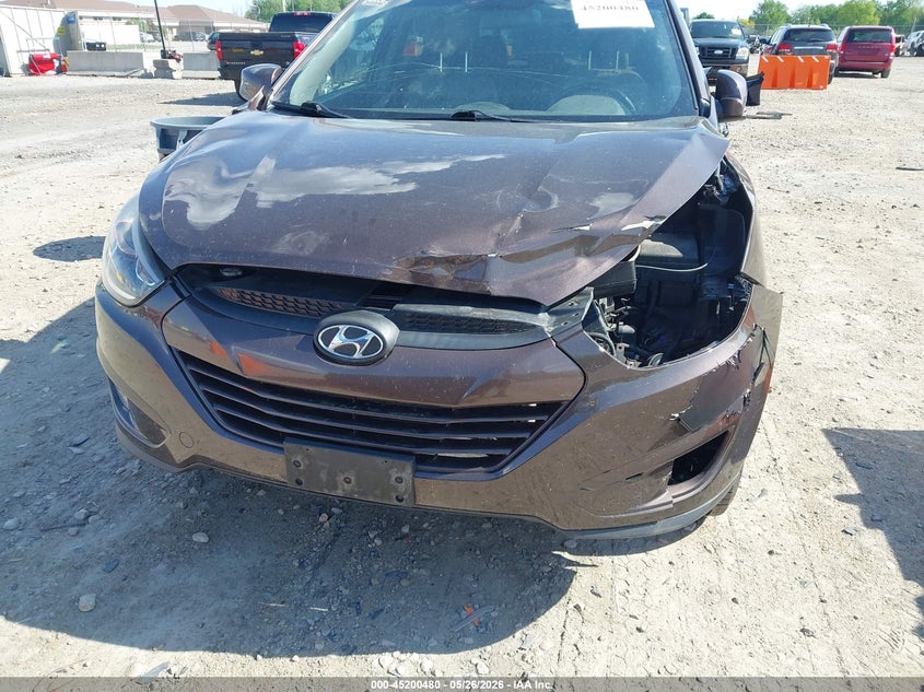 2015 Hyundai Tucson VIN KM8JUCAG7FU999087 IAAI salvage auction — FRONT END, Salvage Title, sold $1,200 on 2026-07-16 (photo 6)