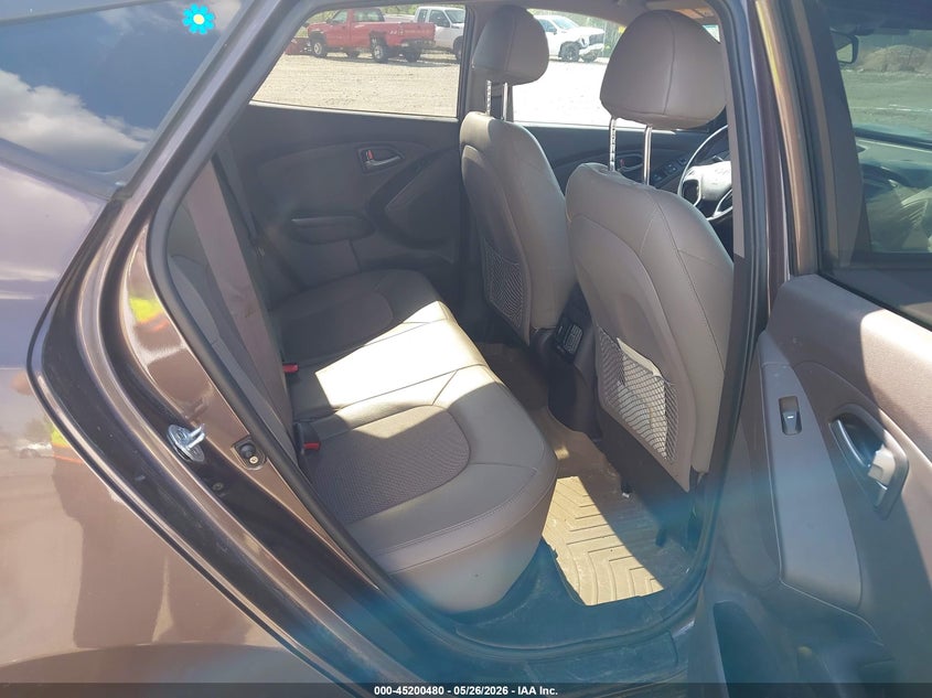 2015 Hyundai Tucson VIN KM8JUCAG7FU999087 IAAI salvage auction — FRONT END, Salvage Title, sold $1,200 on 2026-07-16 (photo 8)