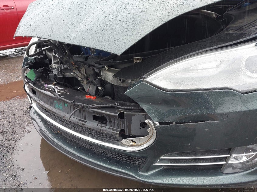2014 Tesla Model s VIN 5YJSA1H10EFP49396 IAAI salvage auction — FRONT END, Salvage - 75% Or Less (Maryland), sold $3,600 on 2026-07-20 (photo 6)