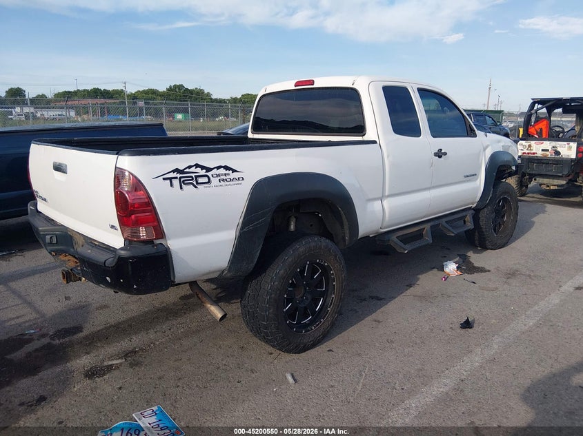 2007 Toyota Tacoma VIN 5TEUU42N67Z460957 IAAI salvage auction — RIGHT FRONT, Salvage (Illinois), sold $3,100 on 2026-07-07 (photo 4)