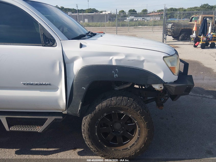 2007 Toyota Tacoma VIN 5TEUU42N67Z460957 IAAI salvage auction — RIGHT FRONT, Salvage (Illinois), sold $3,100 on 2026-07-07 (photo 6)
