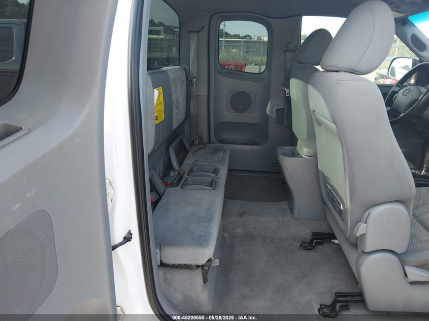 2007 Toyota Tacoma VIN 5TEUU42N67Z460957 IAAI salvage auction — RIGHT FRONT, Salvage (Illinois), sold $3,100 on 2026-07-07 (photo 8)