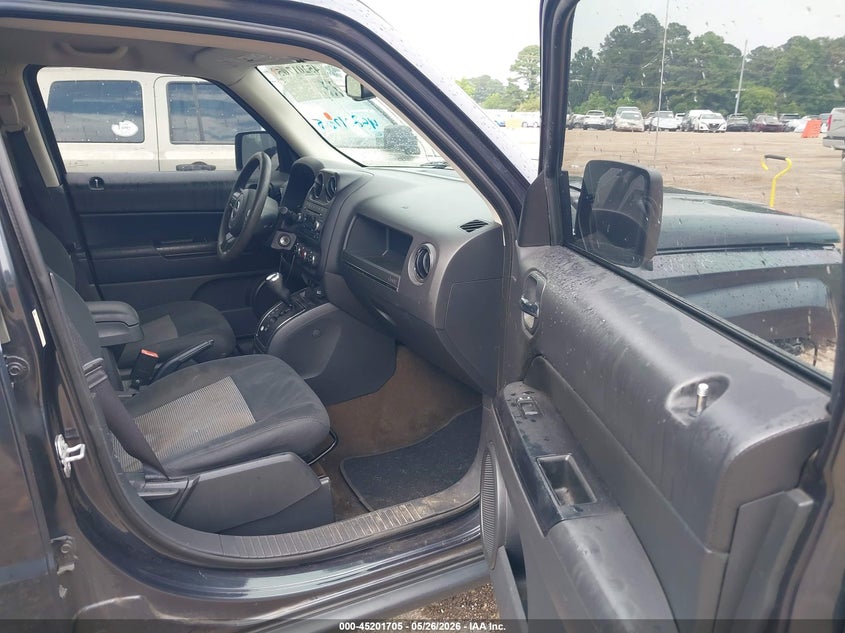 2015 Jeep Liberty (patriot) VIN 1C4NJPBA9FD107065 IAAI salvage auction — FRONT END, Original (Texas), sold $750 on 2026-07-12 (photo 5)
