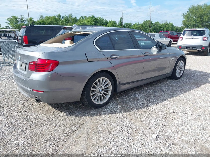 2011 BMW 5 series VIN WBAFU7C55BC870386 IAAI salvage auction — HAIL, Clear (Missouri), sold $925 on 2026-07-13 (photo 4)