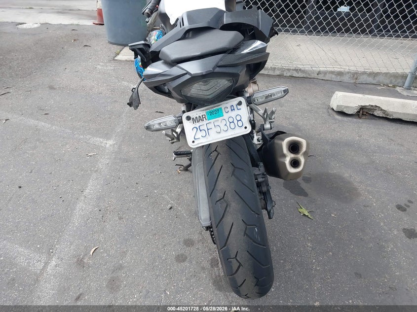 2021 Honda Cbr VIN MLHPC6255M5200296 IAAI salvage auction — FRONT END, Salvage Title, sold $25 on 2026-07-22 (photo 6)