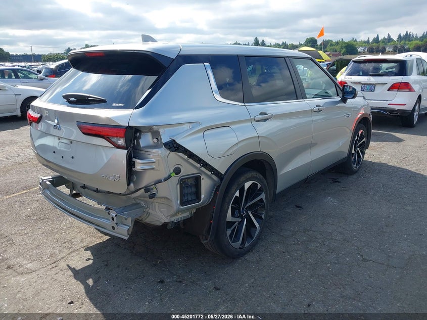 2023 Mitsubishi Outlander VIN JA4T5UA9XPZ062251 IAAI salvage auction — FRONT END, Salvage (Oregon), sold $15,200 on 2026-07-05 (photo 4)