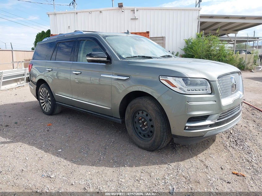 2019 Lincoln Navigator VIN 5LMJJ2LTXKEL04969 IAAI salvage auction — REAR END, Clear (Arizona), sold $6,900 on 2026-07-29 (photo 1)