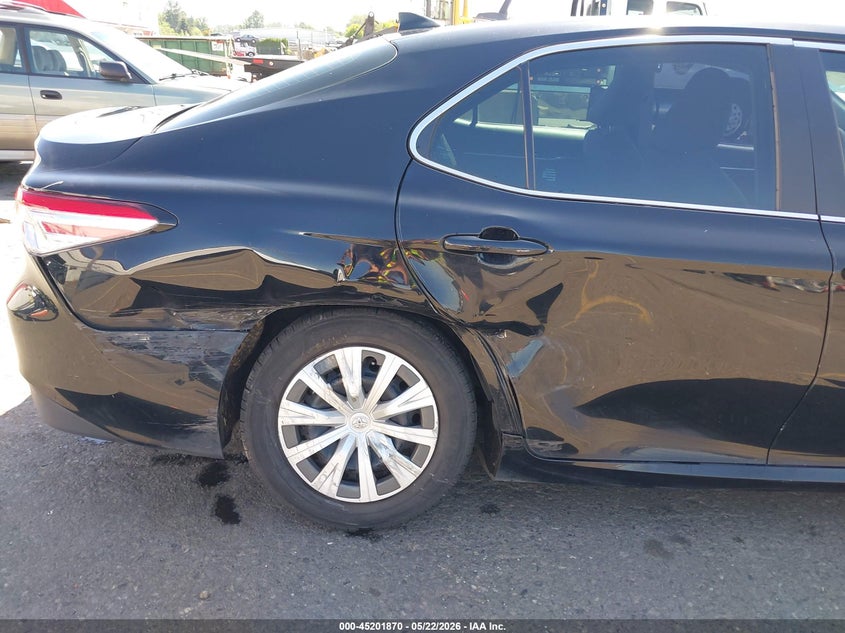 2020 Toyota Camry VIN 4T1C31AK5LU016682 IAAI salvage auction — REAR END, Salvage (Oregon), sold $5,300 on 2026-07-09 (photo 5)