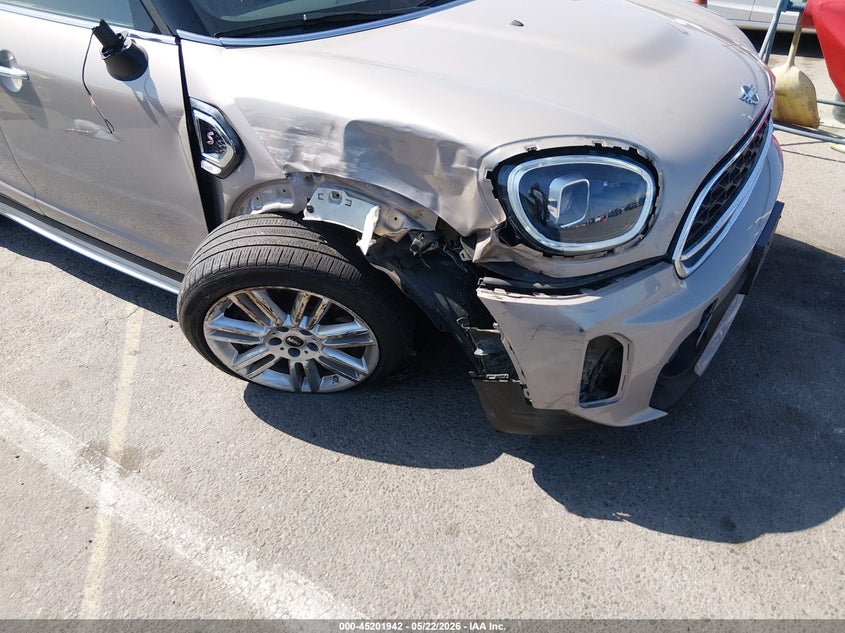 2023 Mini Countryman VIN WMZ53BR02P3R30535 IAAI salvage auction — RIGHT FRONT, Salvage (California), sold $9,250 on 2026-08-06 (photo 6)