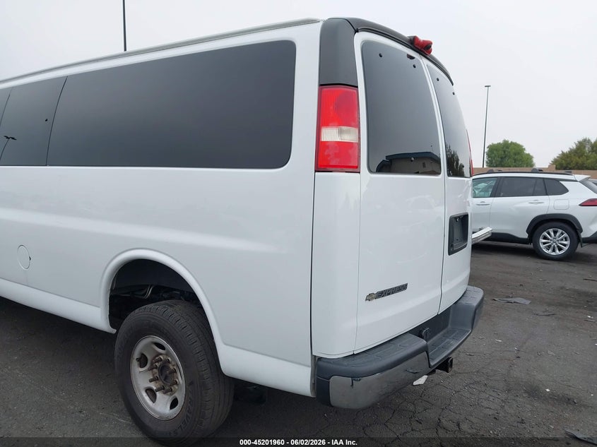 2017 Chevrolet VIN 1GAZGPFG2H1172982 IAAI salvage auction — FRONT END, Salvage Title, sold $2,900 on 2026-07-26 (photo 3)