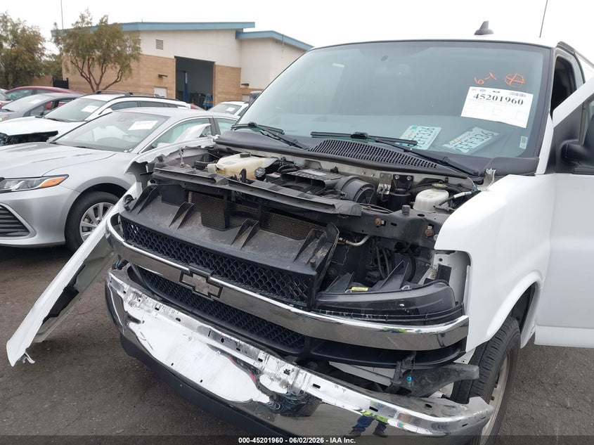 2017 Chevrolet VIN 1GAZGPFG2H1172982 IAAI salvage auction — FRONT END, Salvage Title, sold $2,900 on 2026-07-26 (photo 6)