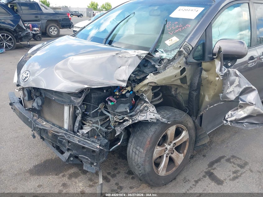 2015 Toyota Sienna VIN 5TDKK3DC9FS577625 IAAI salvage auction — FRONT END, Salvage Title, sold $1,250 on 2026-07-22 (photo 6)