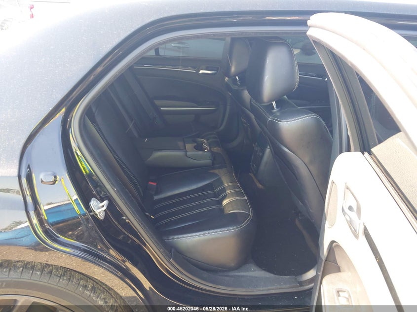 2022 Chrysler 300 VIN 2C3CCABG9NH154301 IAAI salvage auction — FRONT END, Salvage Title, sold $7,025 on 2026-08-18 (photo 8)
