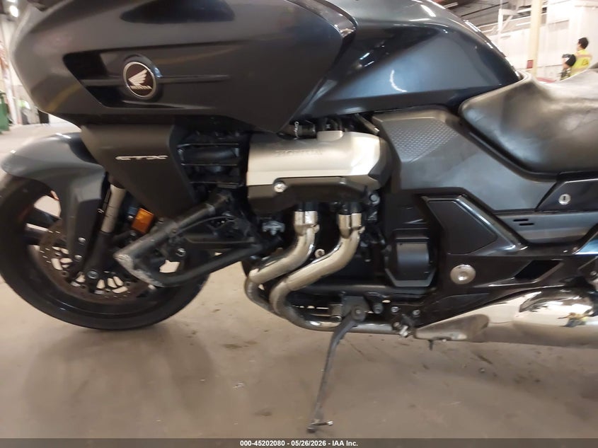 2014 Honda Ctx VIN JH2SC7454EK000018 IAAI salvage auction — LEFT & RIGHT, Salvage (Oregon), sold $1,800 on 2026-07-14 (photo 9)