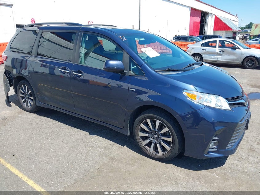 2019 Toyota Sienna VIN 5TDDZ3DC4KS223641 IAAI salvage auction — REAR END, Salvage Title, sold $13,700 on 2026-07-25 (photo 1)