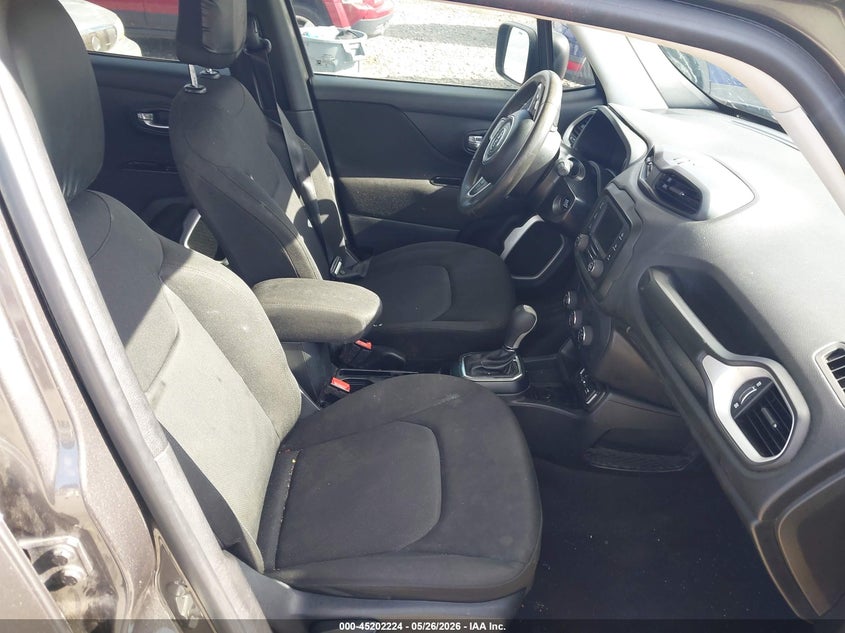 2018 Jeep Renegade VIN ZACCJAAB2JPG70371 IAAI salvage auction — RIGHT SIDE, Repossession Paperwork (Georgia), sold $1,750 on 2026-07-31 (photo 5)