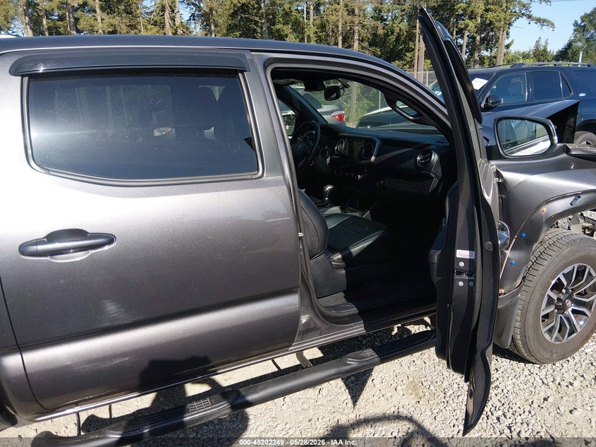 2016 Toyota Tacoma VIN 5TFDZ5BN1GX002838 IAAI salvage auction — RIGHT FRONT, Salvage Title, sold $8,100 on 2026-07-29 (photo 5)