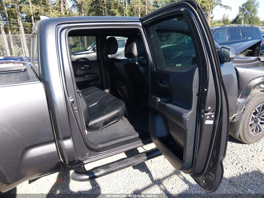 2016 Toyota Tacoma VIN 5TFDZ5BN1GX002838 IAAI salvage auction — RIGHT FRONT, Salvage Title, sold $8,100 on 2026-07-29 (photo 8)