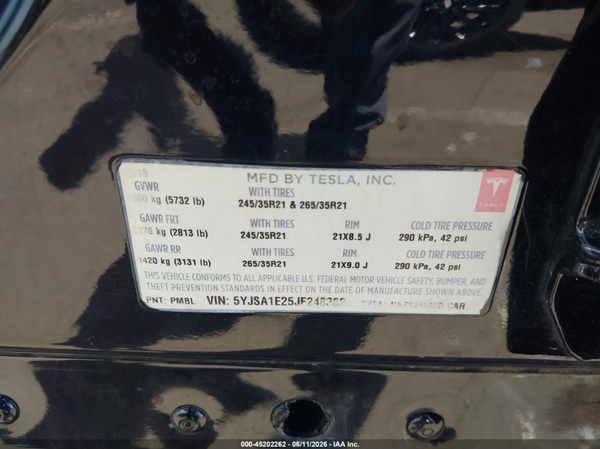 2018 Tesla Model s VIN 5YJSA1E25JF248382 IAAI salvage auction — SIDE, Salvage Title, sold $4,950 on 2026-07-31 (photo 9)