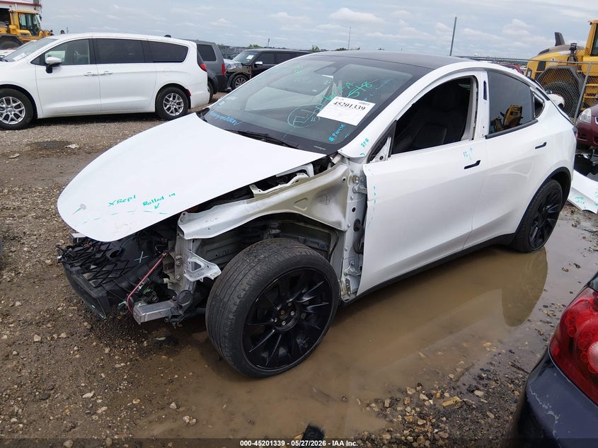 2023 Tesla Model y VIN 7SAYGDEE3PA076219 IAAI salvage auction — FRONT END, Salvage Title, sold $10,500 on 2026-07-23 (photo 2)