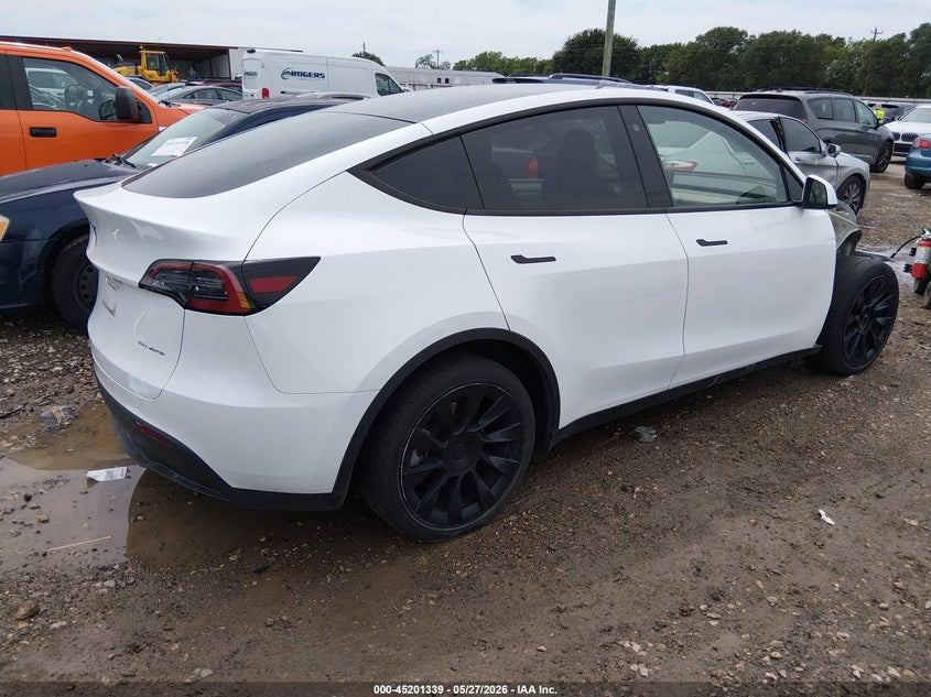 2023 Tesla Model y VIN 7SAYGDEE3PA076219 IAAI salvage auction — FRONT END, Salvage Title, sold $10,500 on 2026-07-23 (photo 4)