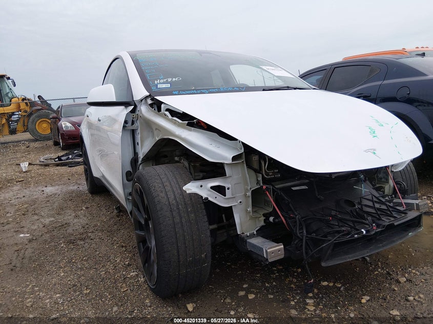 2023 Tesla Model y VIN 7SAYGDEE3PA076219 IAAI salvage auction — FRONT END, Salvage Title, sold $10,500 on 2026-07-23 (photo 6)