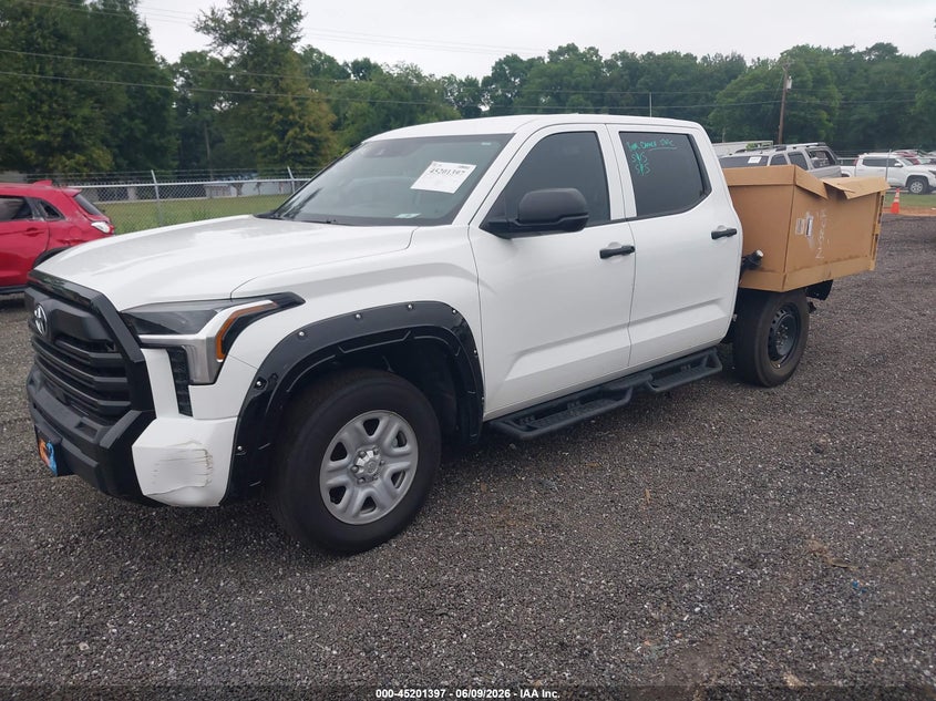 2025 Toyota Tundra VIN 5TFKB5DB1SX255018 IAAI salvage auction — LEFT SIDE, Salvage (Idaho), sold $8,500 on 2026-07-28 (photo 2)