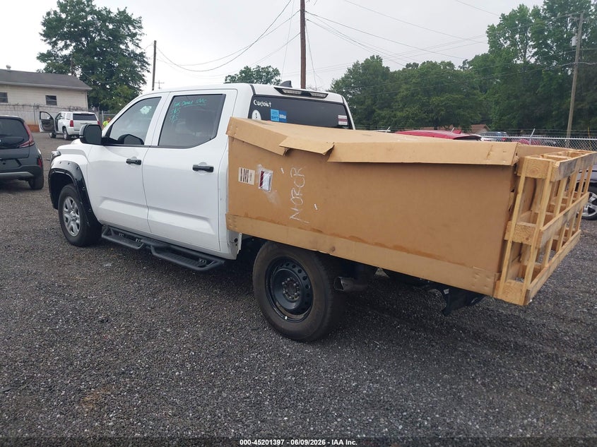 2025 Toyota Tundra VIN 5TFKB5DB1SX255018 IAAI salvage auction — LEFT SIDE, Salvage (Idaho), sold $8,500 on 2026-07-28 (photo 3)