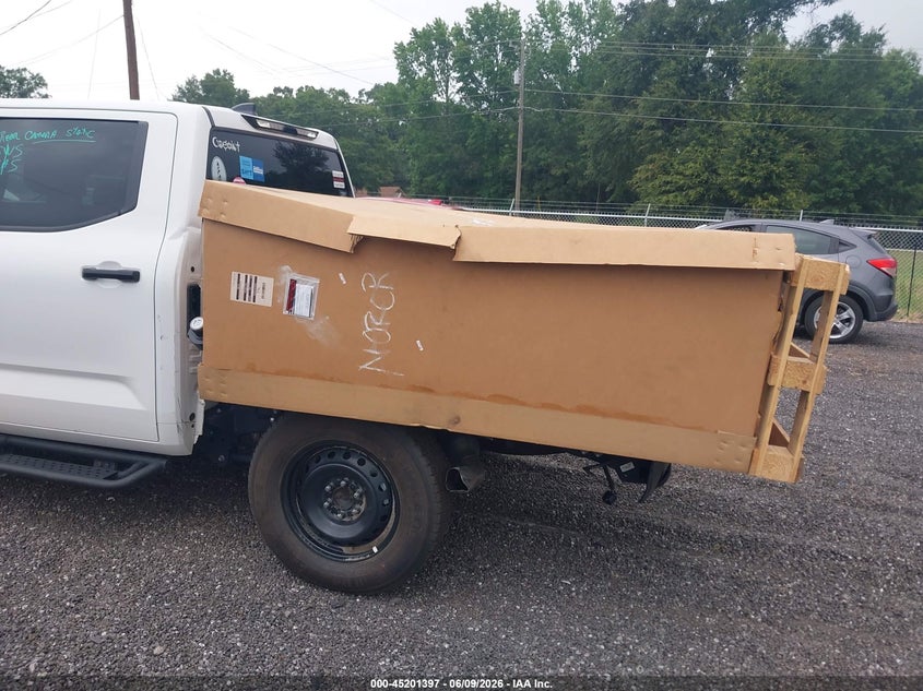 2025 Toyota Tundra VIN 5TFKB5DB1SX255018 IAAI salvage auction — LEFT SIDE, Salvage (Idaho), sold $8,500 on 2026-07-28 (photo 6)
