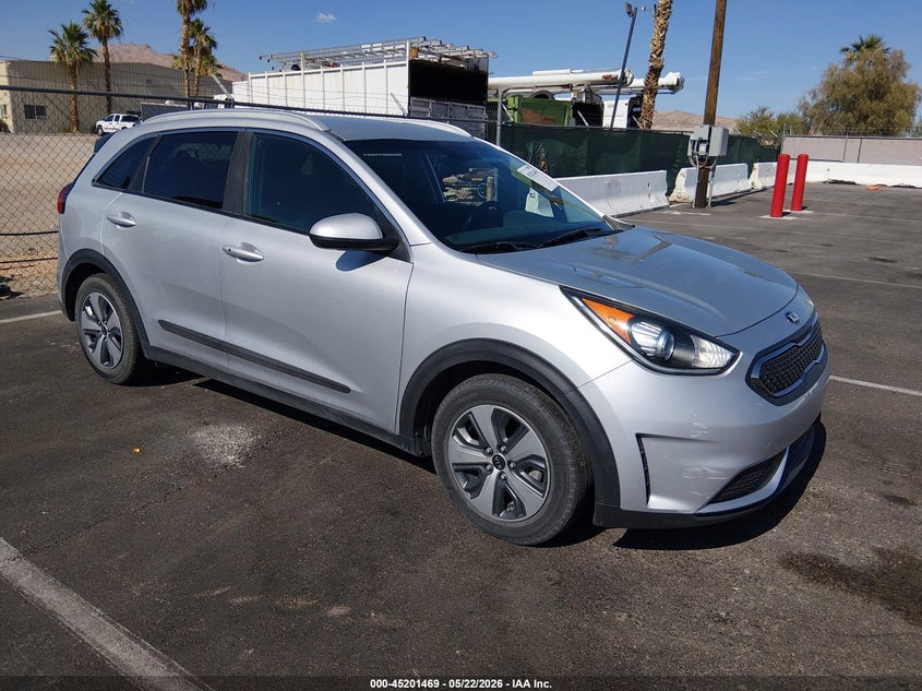 2019 Kia Niro VIN KNDCB3LC7K5263350 IAAI salvage auction — LEFT SIDE, Salvage (Nevada), sold $1,400 on 2026-07-17 (photo 1)