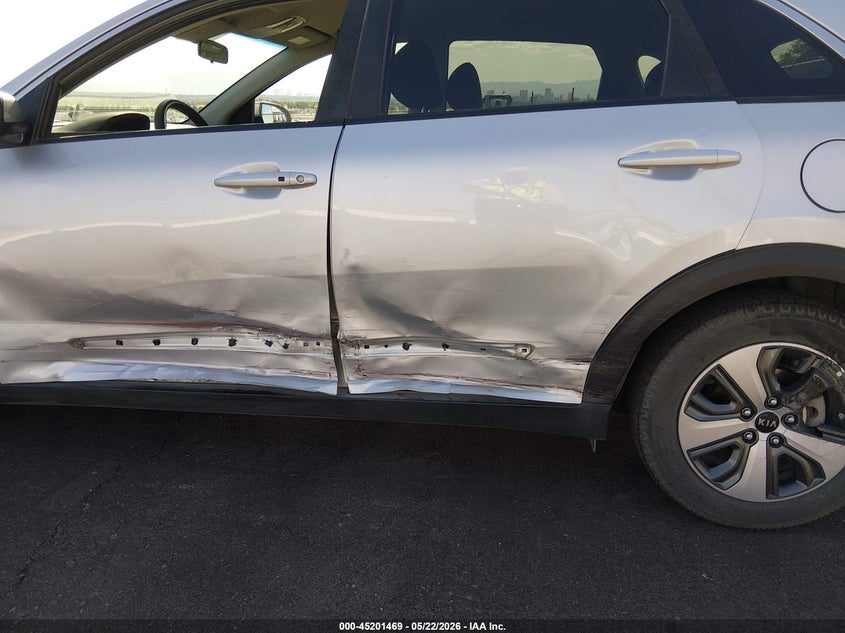 2019 Kia Niro VIN KNDCB3LC7K5263350 IAAI salvage auction — LEFT SIDE, Salvage (Nevada), sold $1,400 on 2026-07-17 (photo 6)