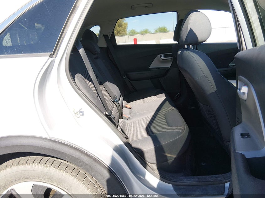 2019 Kia Niro VIN KNDCB3LC7K5263350 IAAI salvage auction — LEFT SIDE, Salvage (Nevada), sold $1,400 on 2026-07-17 (photo 8)