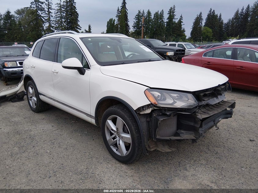 2011 Volkswagen Touareg VIN WVGFK9BP9BD003912 IAAI salvage auction — FRONT END, Bill Of Sale (Washington), sold $1,450 on 2026-08-08 (photo 1)