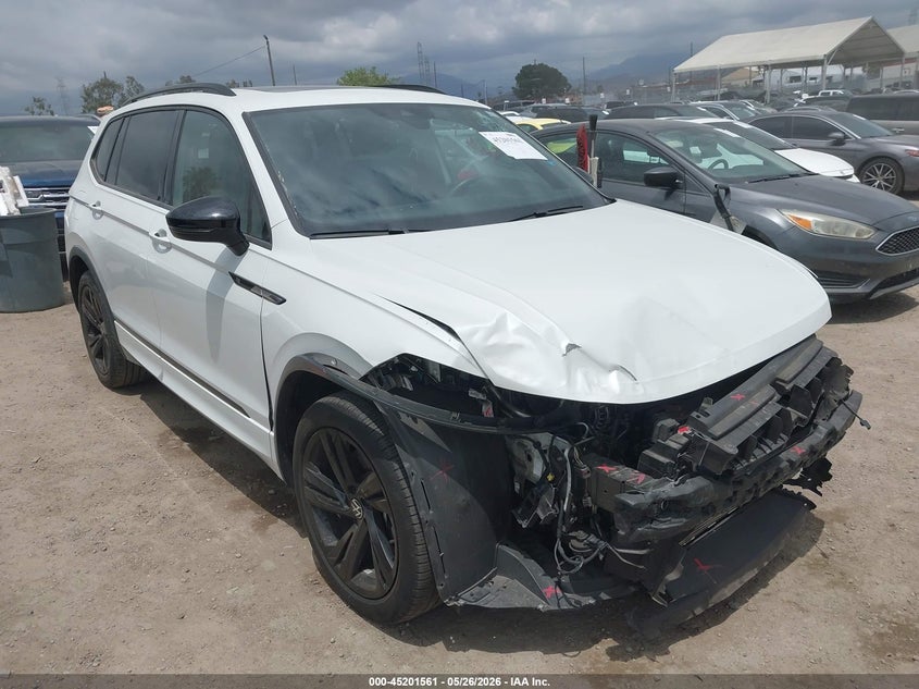 2023 Volkswagen Tiguan VIN 3VVCB7AX6PM098844 — IAAI salvage auction photo