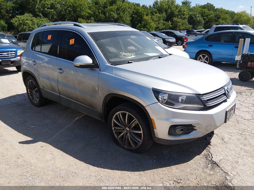 2013 Volkswagen Tiguan VIN WVGAV3AX9DW562948 IAAI salvage auction — NORMAL WEAR, Original (Texas), sold $550 on 2026-07-27 (photo 1)