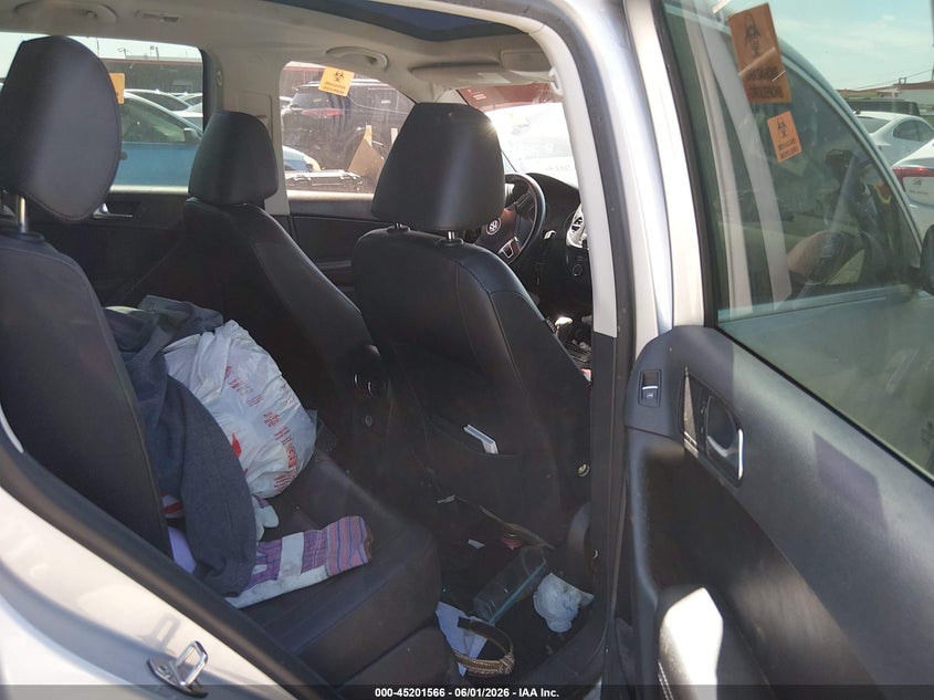 2013 Volkswagen Tiguan VIN WVGAV3AX9DW562948 IAAI salvage auction — NORMAL WEAR, Original (Texas), sold $550 on 2026-07-27 (photo 8)