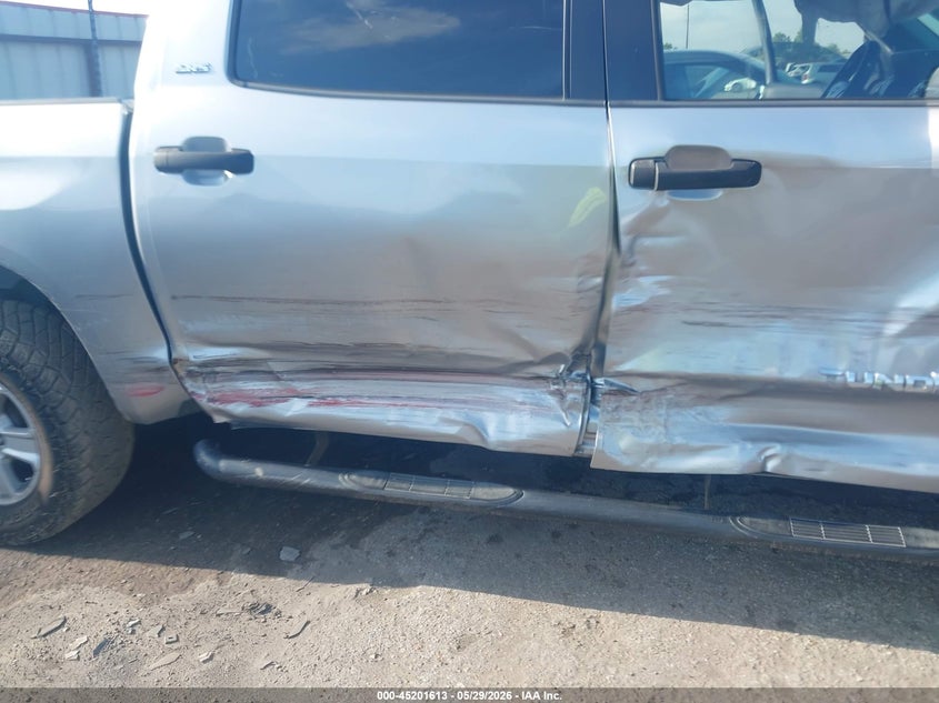 2014 Toyota Tundra VIN 5TFDW5F13EX388109 IAAI salvage auction — SIDE, Salvage Title, sold $8,300 on 2026-07-08 (photo 6)