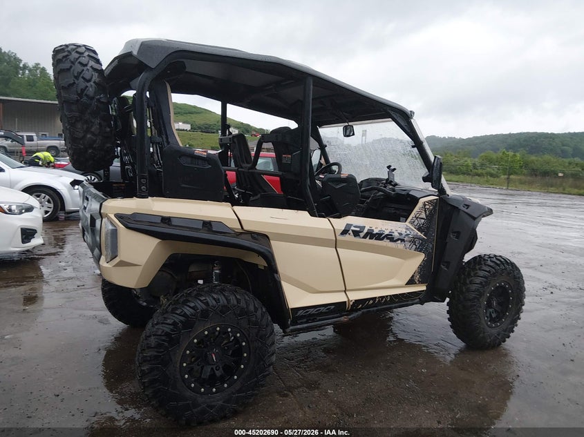 2023 Yamaha VIN 5Y4AN39Y5PA109386 IAAI salvage auction — SIDE, Salvage (West Virginia), sold $4,150 on 2026-07-07 (photo 4)