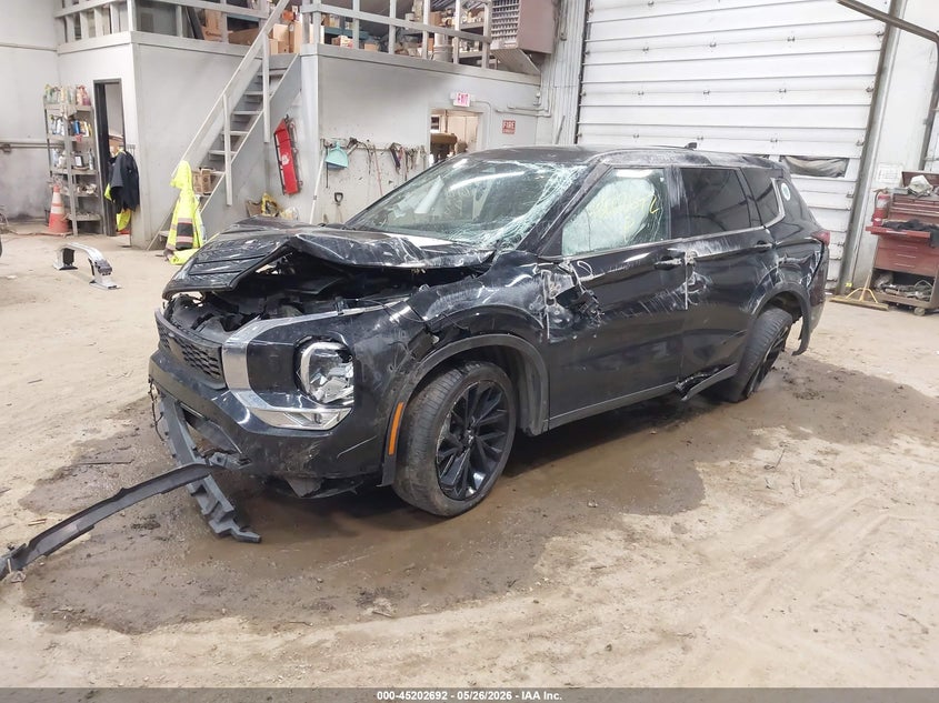 2024 Mitsubishi Outlander VIN JA4J4VA80RZ069218 IAAI salvage auction — ROLLOVER, Salvage Title, sold $1,300 on 2026-07-18 (photo 2)