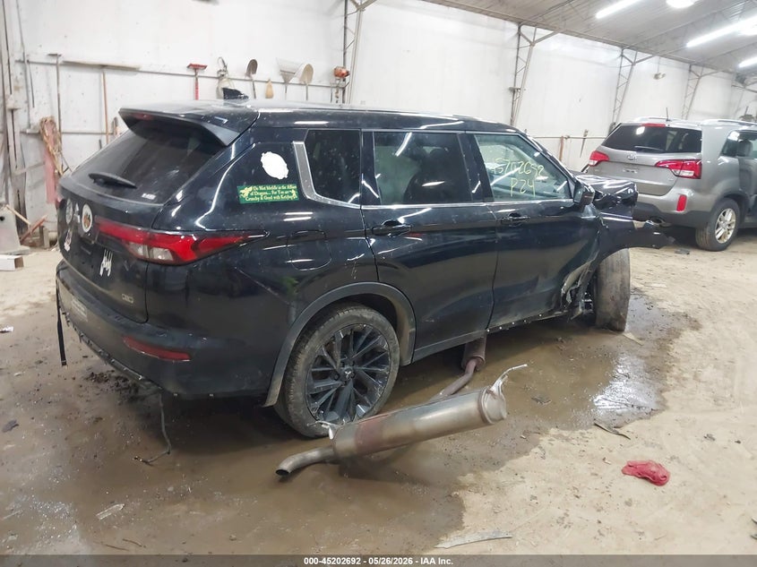 2024 Mitsubishi Outlander VIN JA4J4VA80RZ069218 IAAI salvage auction — ROLLOVER, Salvage Title, sold $1,300 on 2026-07-18 (photo 4)