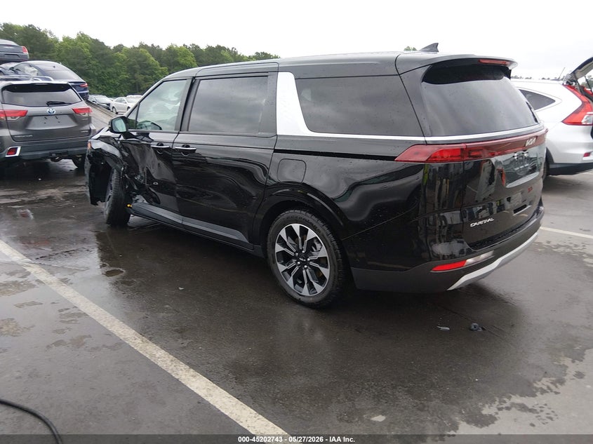 2024 Kia Carnival VIN KNDNC5H38R6373094 IAAI salvage auction — LEFT FRONT, Salvage Title, sold $9,400 on 2026-07-15 (photo 3)