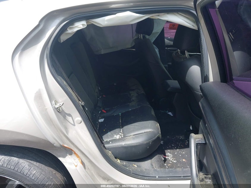 2022 Mazda 3 VIN JM1BPALLXN1520398 IAAI salvage auction — NORMAL WEAR, Clear (Virginia), sold $550 on 2026-07-21 (photo 8)