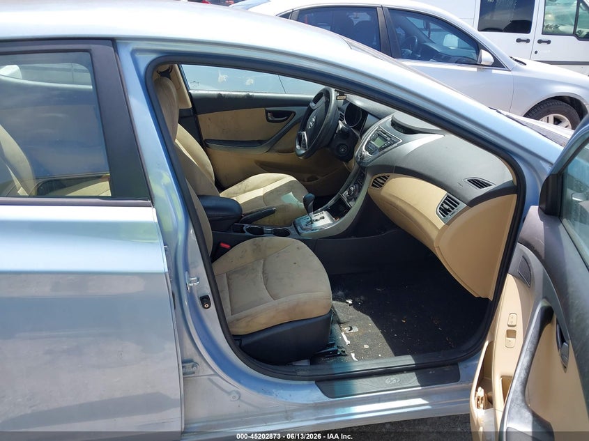 2013 Hyundai Elantra VIN KMHDH4AE0DU535626 IAAI salvage auction — NORMAL WEAR, Clear (Indiana), sold $250 on 2026-07-29 (photo 5)