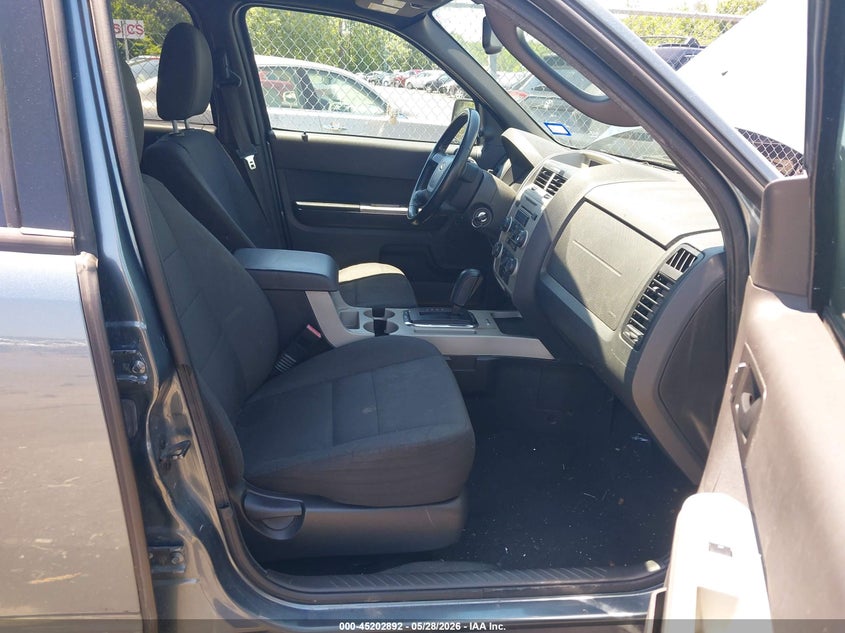2012 Ford Escape VIN 1FMCU0DG4CKB53459 IAAI salvage auction — FRONT END, Salvage Title, sold $450 on 2026-07-19 (photo 5)
