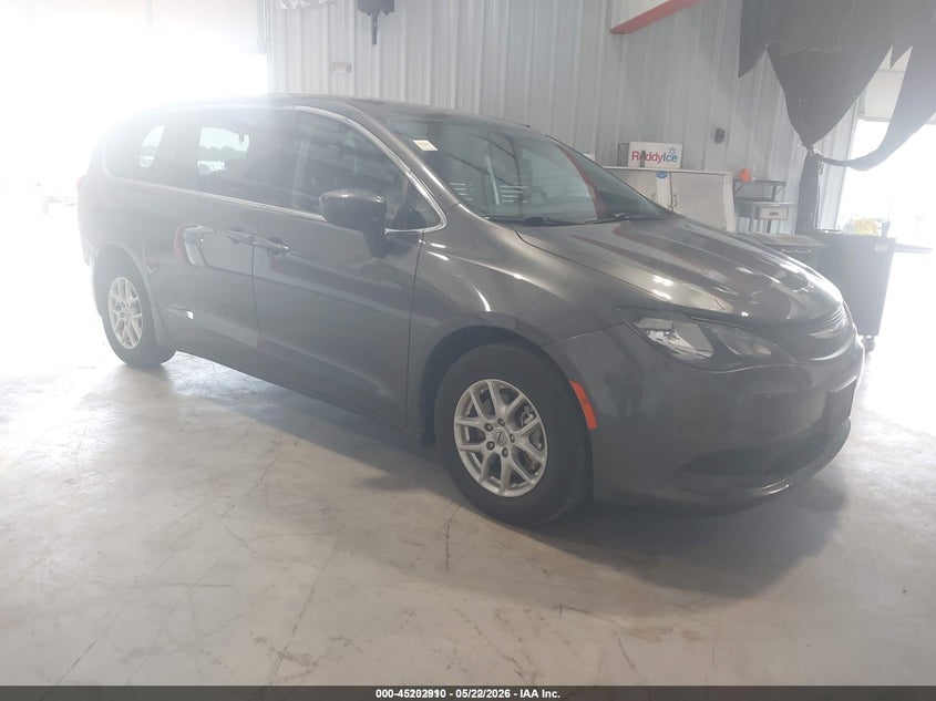2022 Chrysler Voyager VIN 2C4RC1CG6NR127801 IAAI salvage auction — NORMAL WEAR, Sf97 (Texas), sold $14,800 on 2026-07-07 (photo 1)