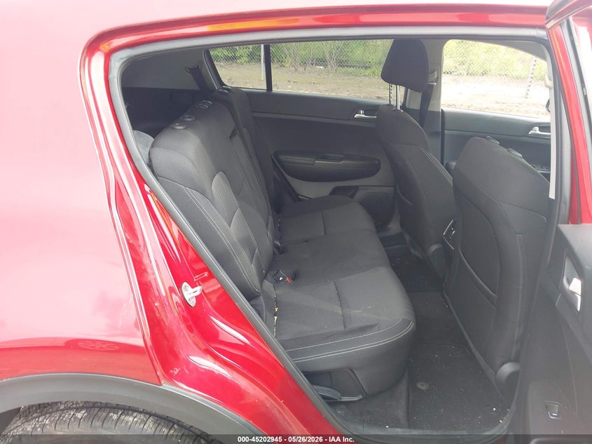 2017 Kia Sportage VIN KNDPMCAC7H7296098 IAAI salvage auction — RIGHT FRONT, Salvage (Pennsylvania), sold $2,650 on 2026-07-21 (photo 8)